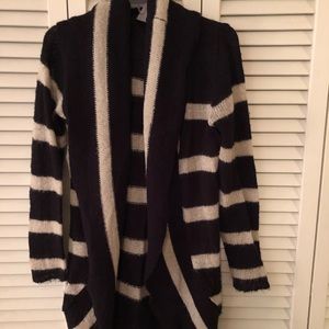 Black and cream sweater